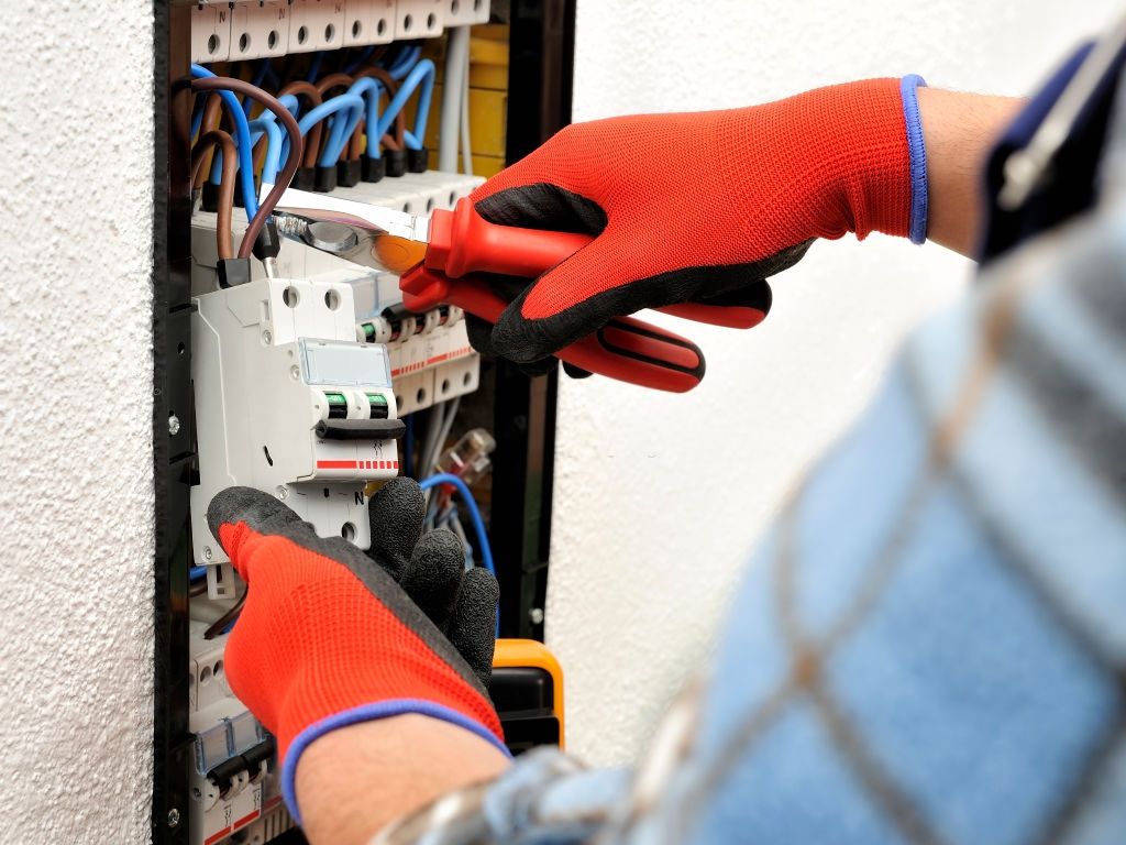 24 hour electrician london