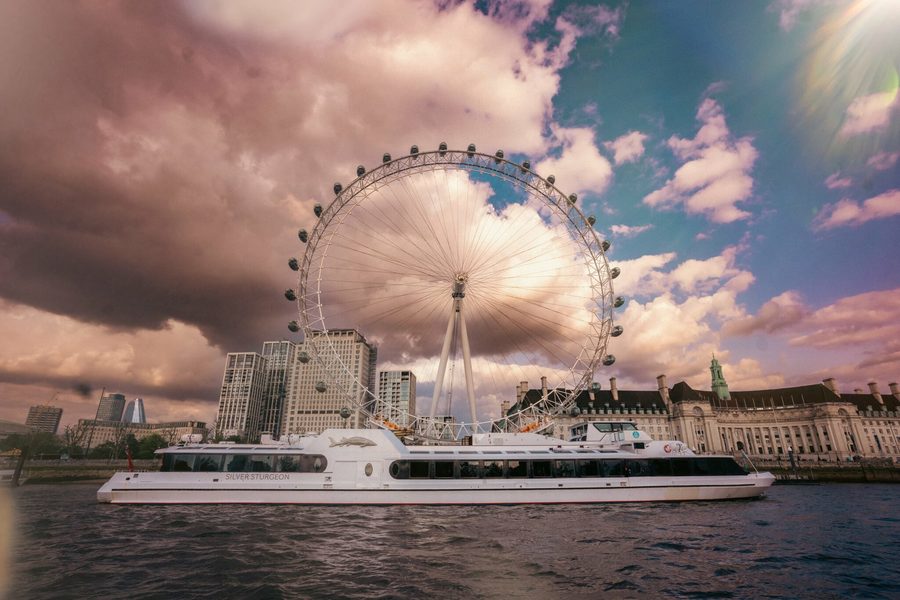 24 hour hop on hop off london river cruise